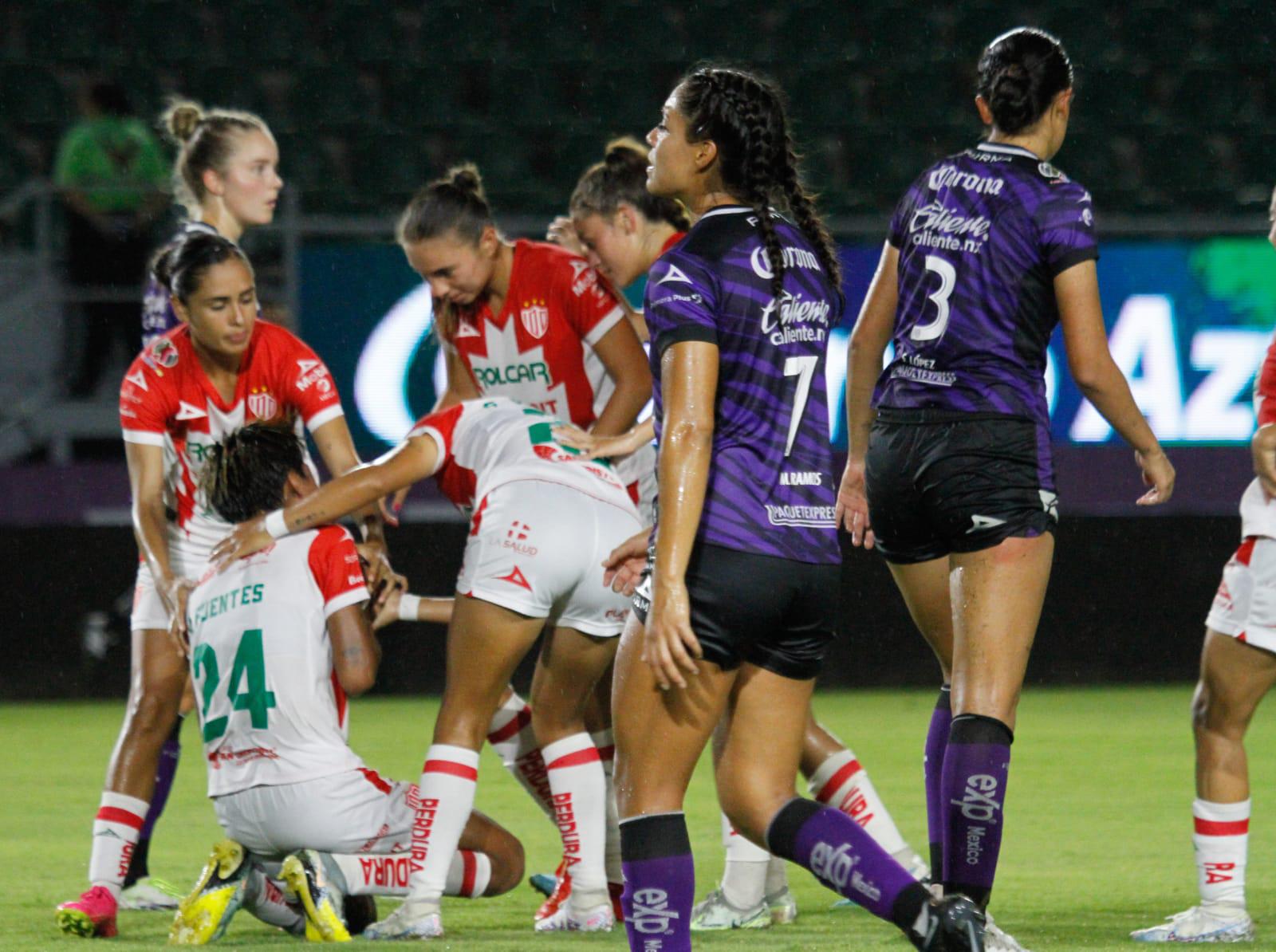 $!Dos Centellas fulminan a Mazatlán en el Kraken
