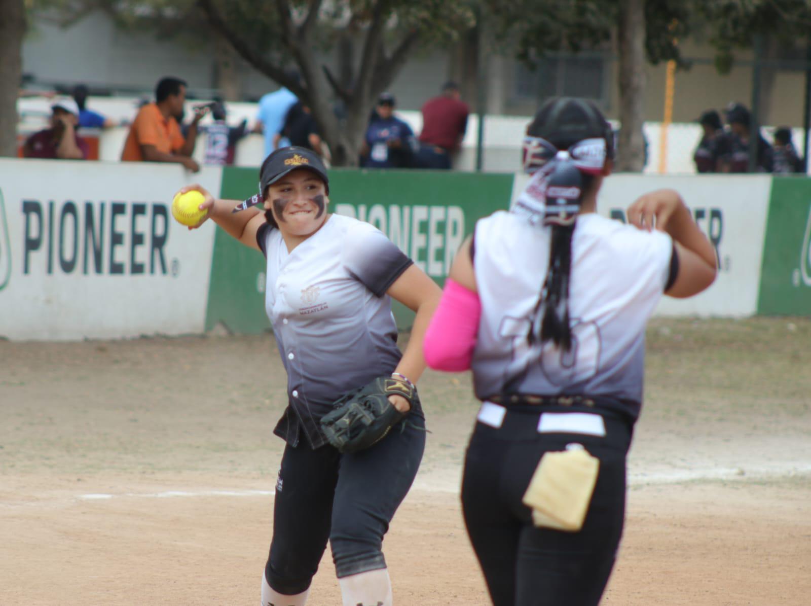 $!Mazatlán conquista los oros en el softbol de la etapa estatal de Juegos Conade