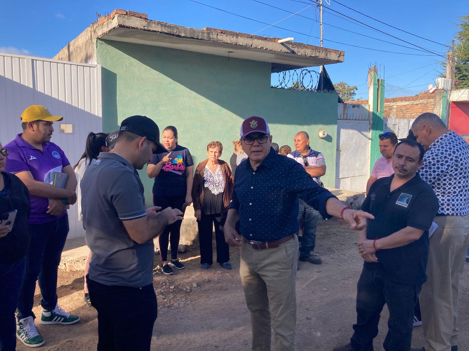 $!Promete Gobierno de Mazatlán obra de drenaje en la Francisco I. Madero