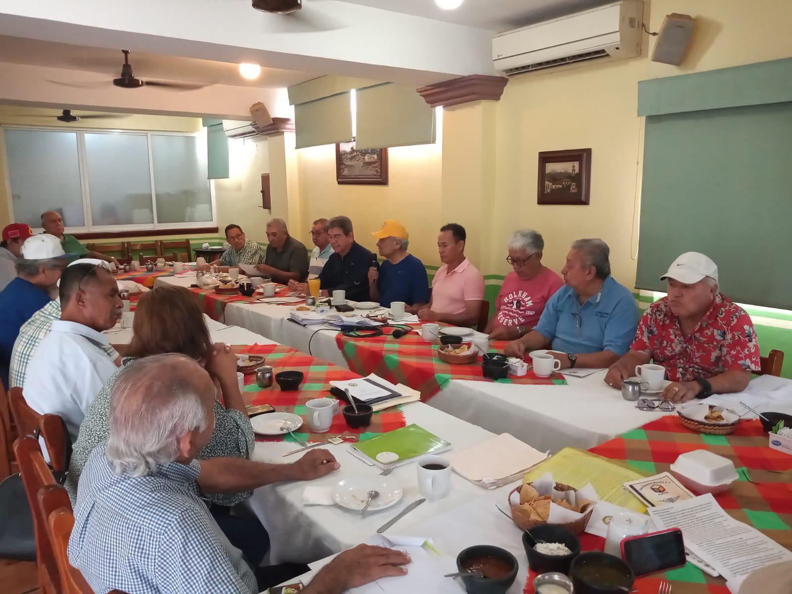 $!Socios honorarios interponen nueva demanda sobre presidencia del Club Muralla
