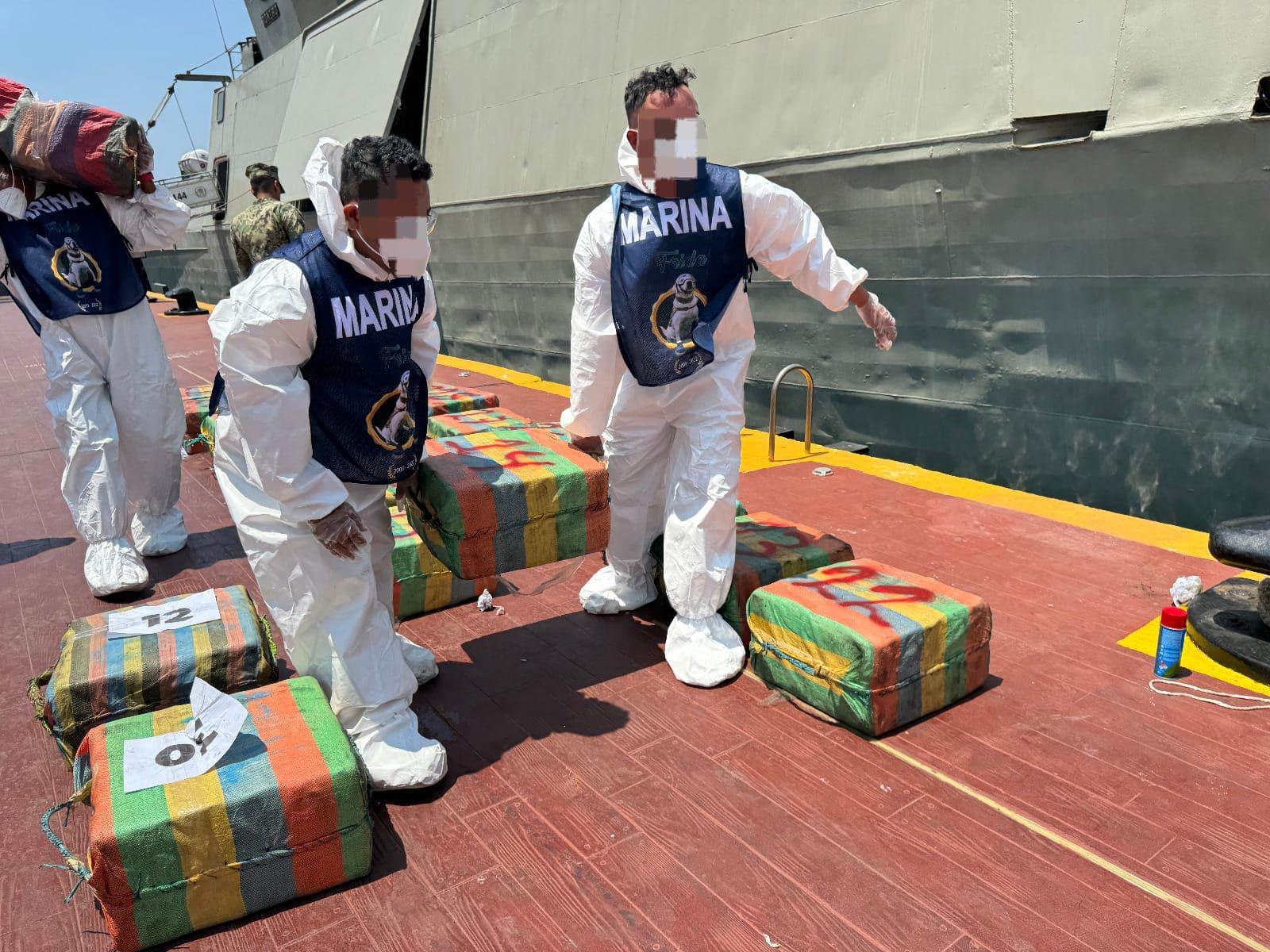 $!Aseguran en costas de Guerrero cerca de 1,800 kilos de cocaína