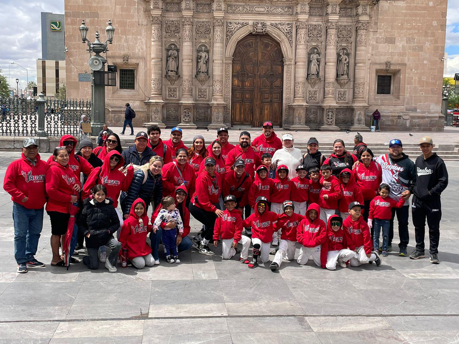 $!Asegura Región 4-Mazatlán liderato de rol en Nacional 5-6 años