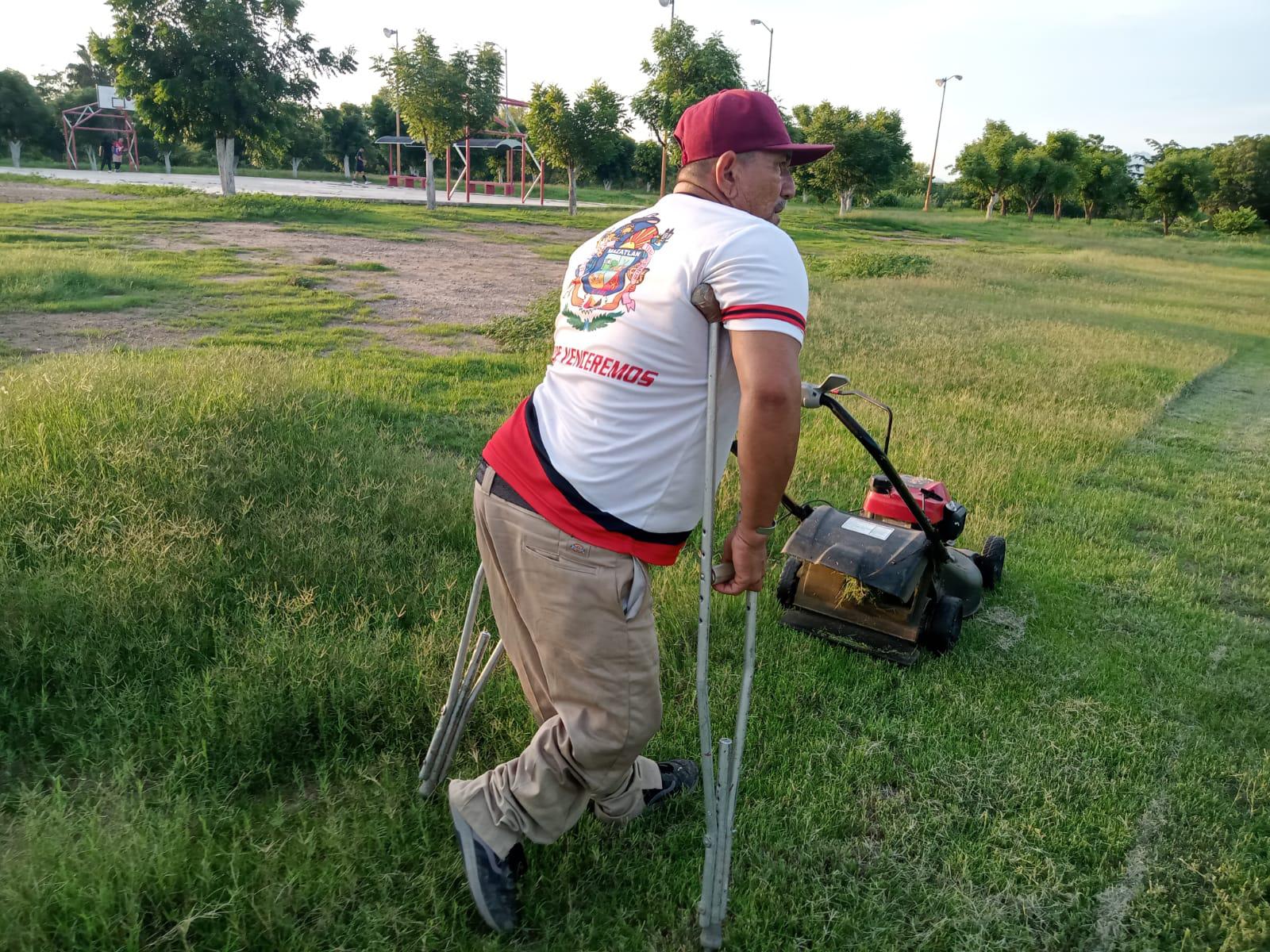 $!Frank Espinoza es un guerrero en Infraestructura Zona Rural
