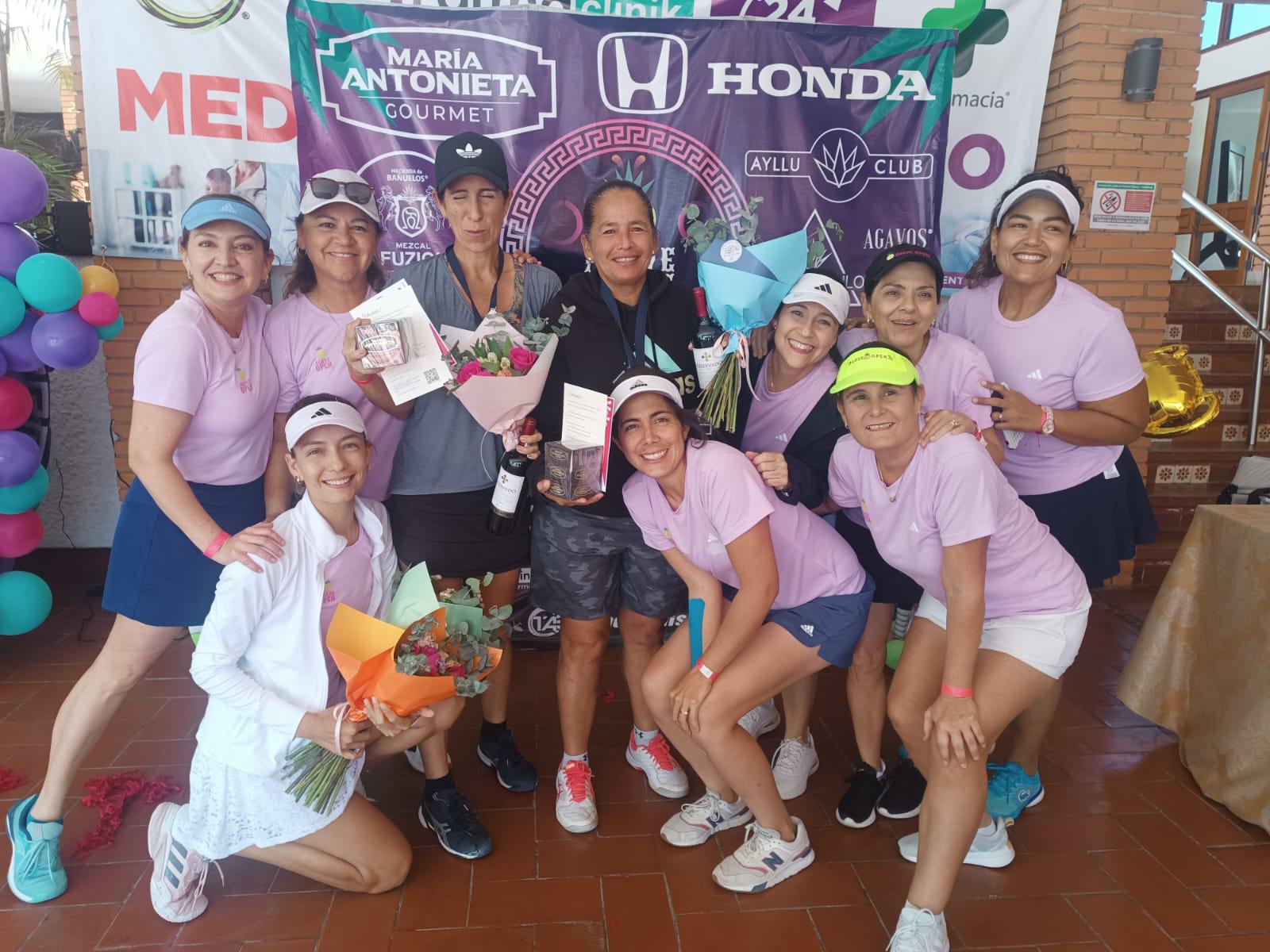 $!Olga Arévalo y Alejandra Coppel.