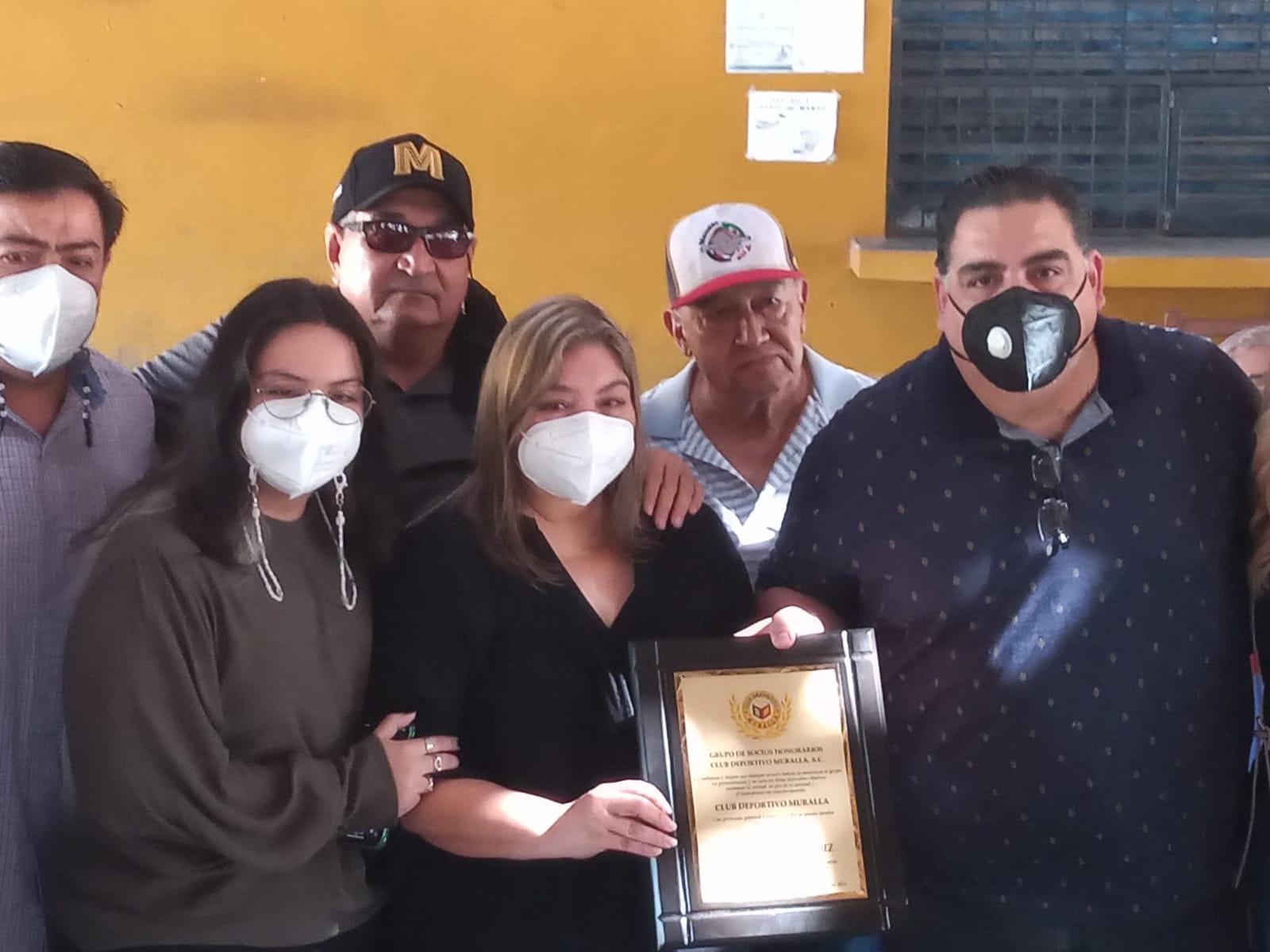 $!Rinden homenajes póstumos a socios honorarios del Club Muralla
