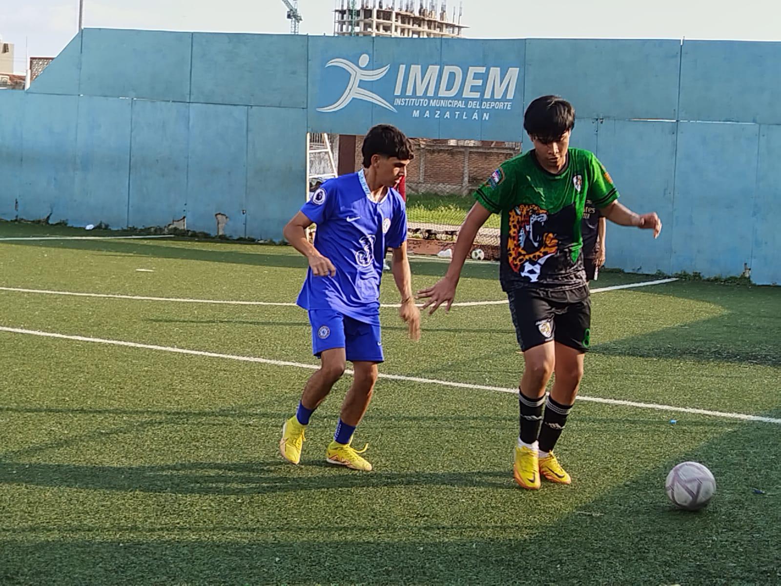 $!Vasconcelos Matutina suma otra victoria en la Liga Estudiantil Municipal