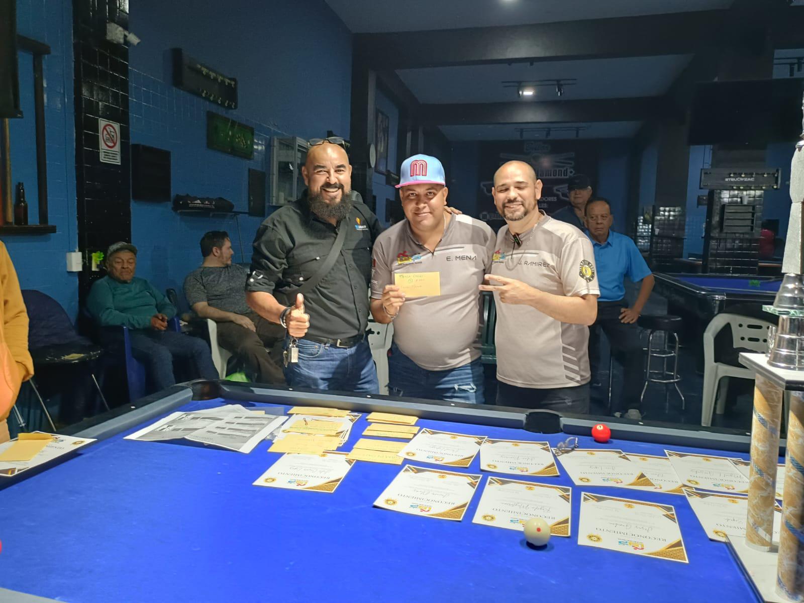 $!Repite Elixon Arape como campeón de Torneo de Billar