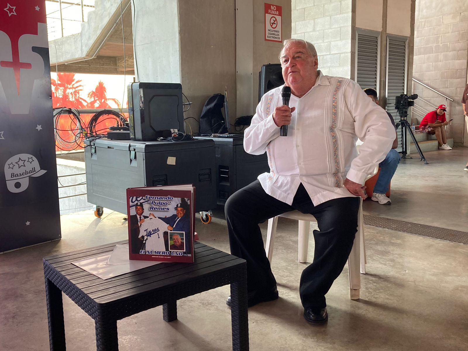 $!Presentan libro El Número Uno de Fernando Remes