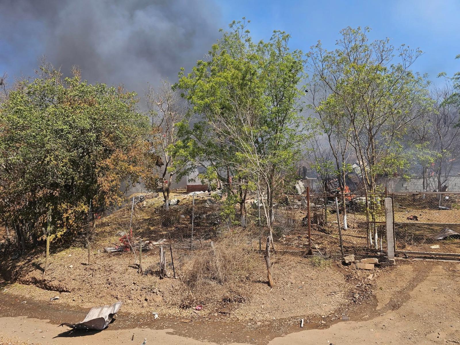 $!Padre e hijo fallecidos en explosión en Mazatlán colaboraban en el Combate Naval