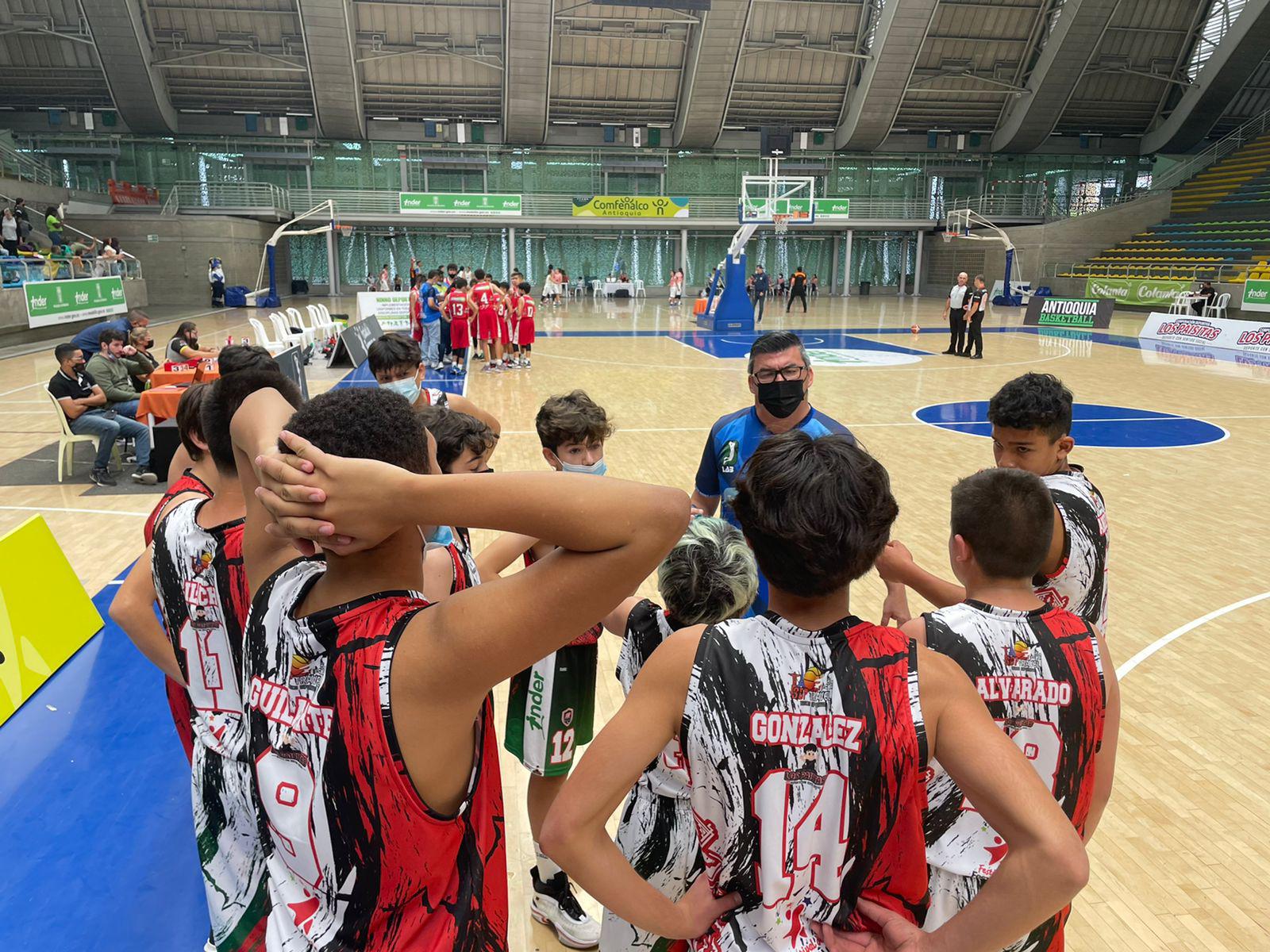 $!Sinaloenses destacan en Festival de Baloncesto, en Colombia