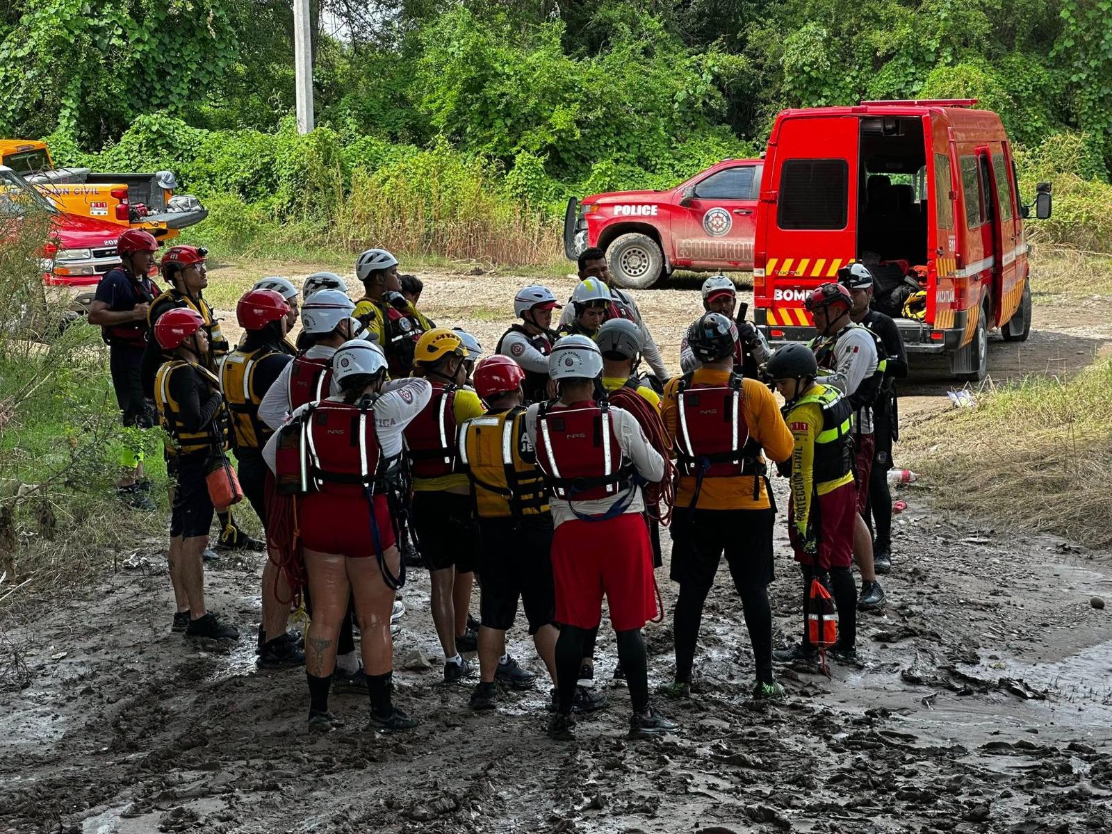 $!Fortalecen destreza para rescate en inundaciones y aguas rápidas, en Mazatlán