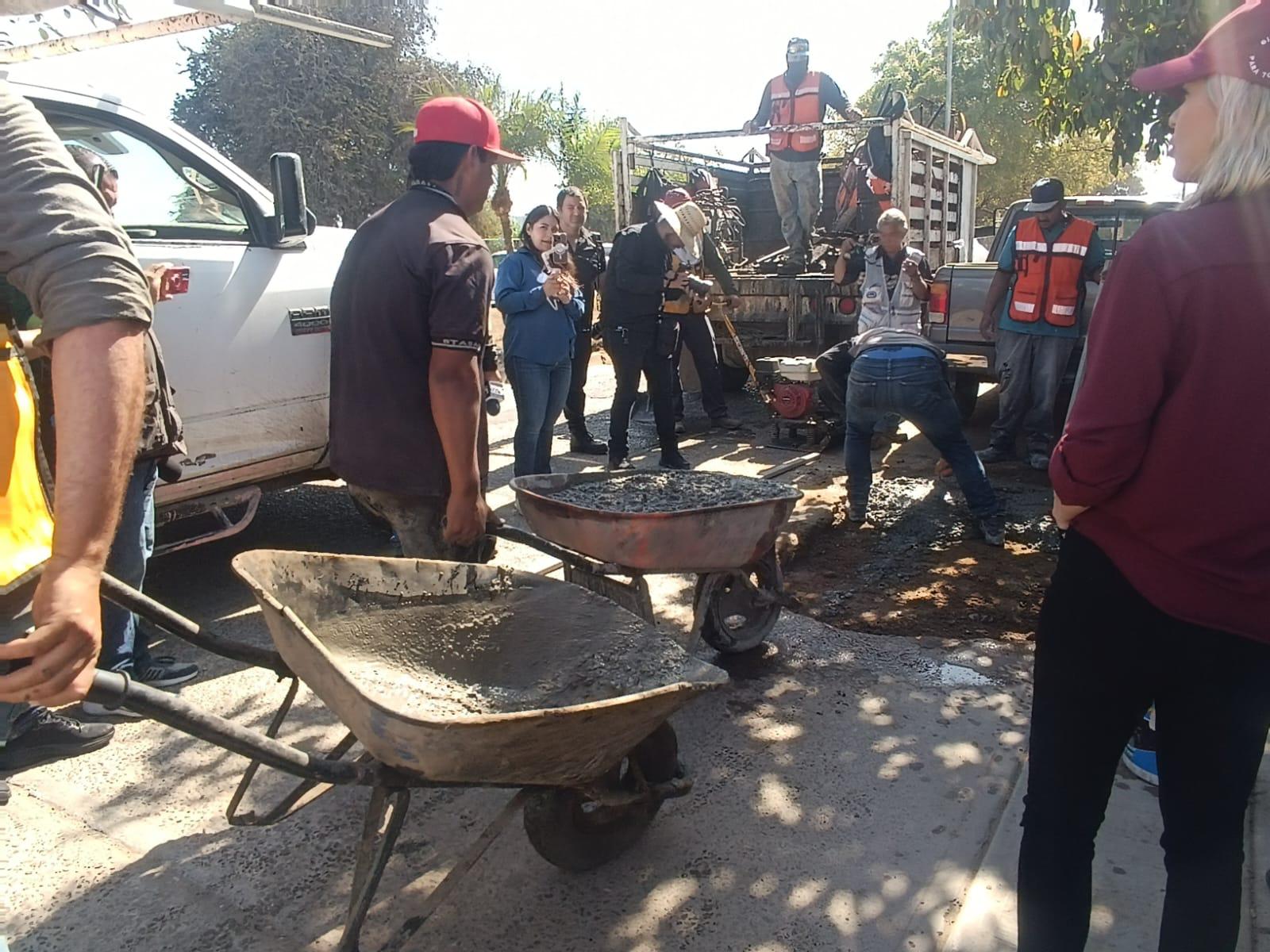 $!Suma el programa MazBachetón 3 mil 300 baches tapados en Mazatlán
