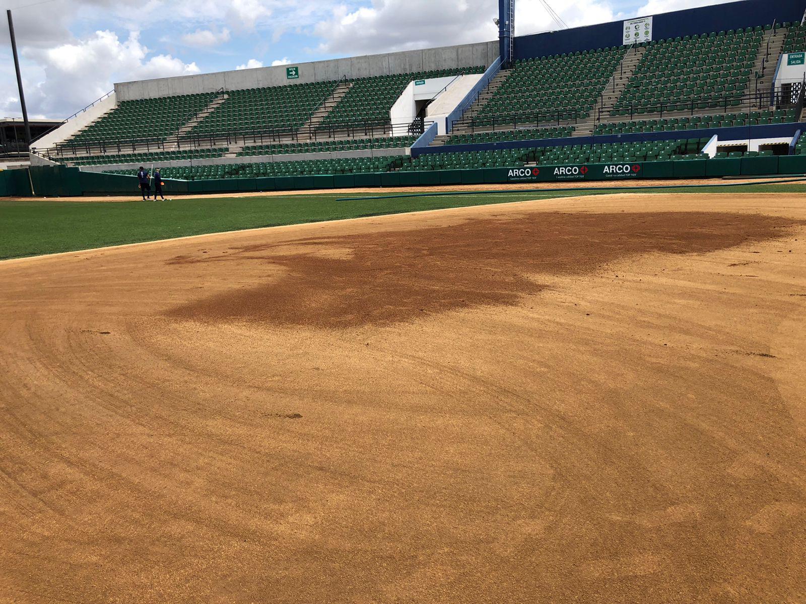 $!Juego entre Algodoneros y Tomateros es suspendido por mal estado del campo por lluvia