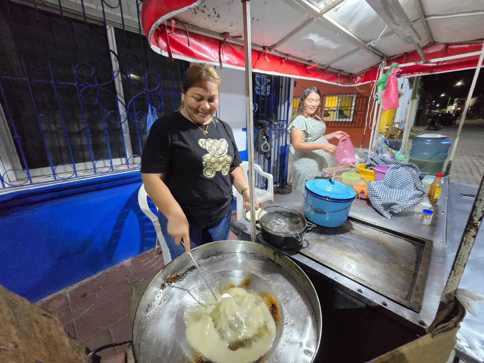 $!Vanesa da continuidad en Rosario al legado de su madre en la venta de cena