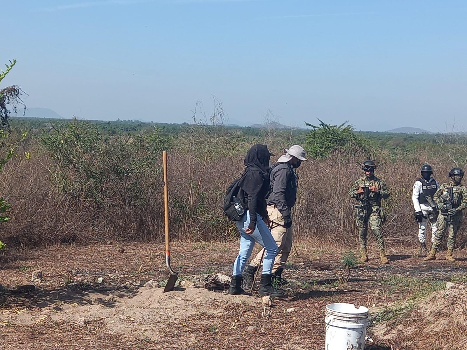 $!Rastreadoras buscan sin éxito a desaparecidos, en Escuinapa; persistirán en el municipio dos días más