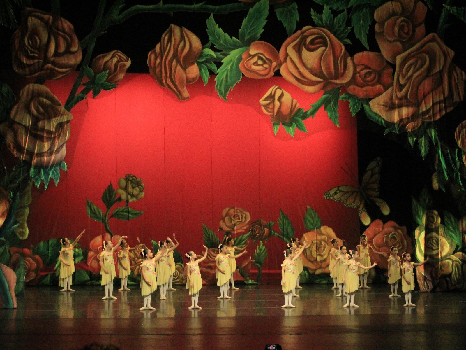 $!El programa se integra con la coreografías y dirección de la maestra Karemia del Rey.