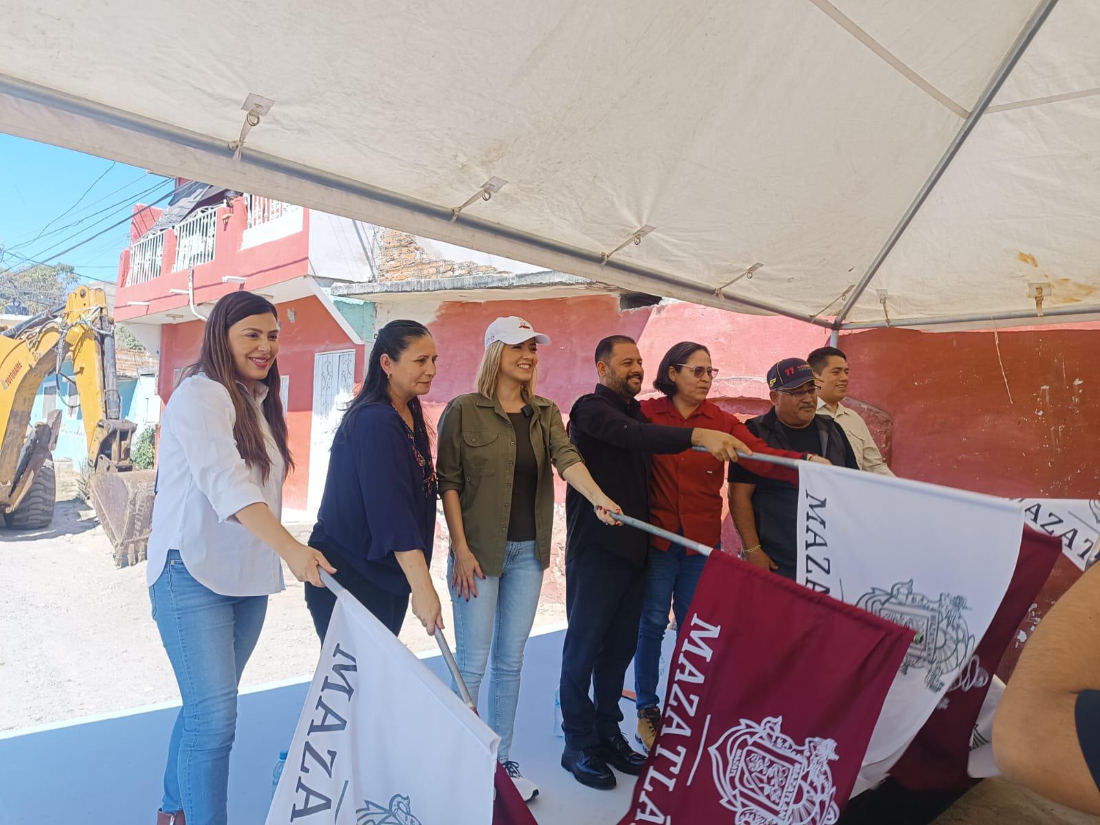 $!Comienza rehabilitación de la calle Isla del Carmen en la colonia Luis Echeverría, en Mazatlán