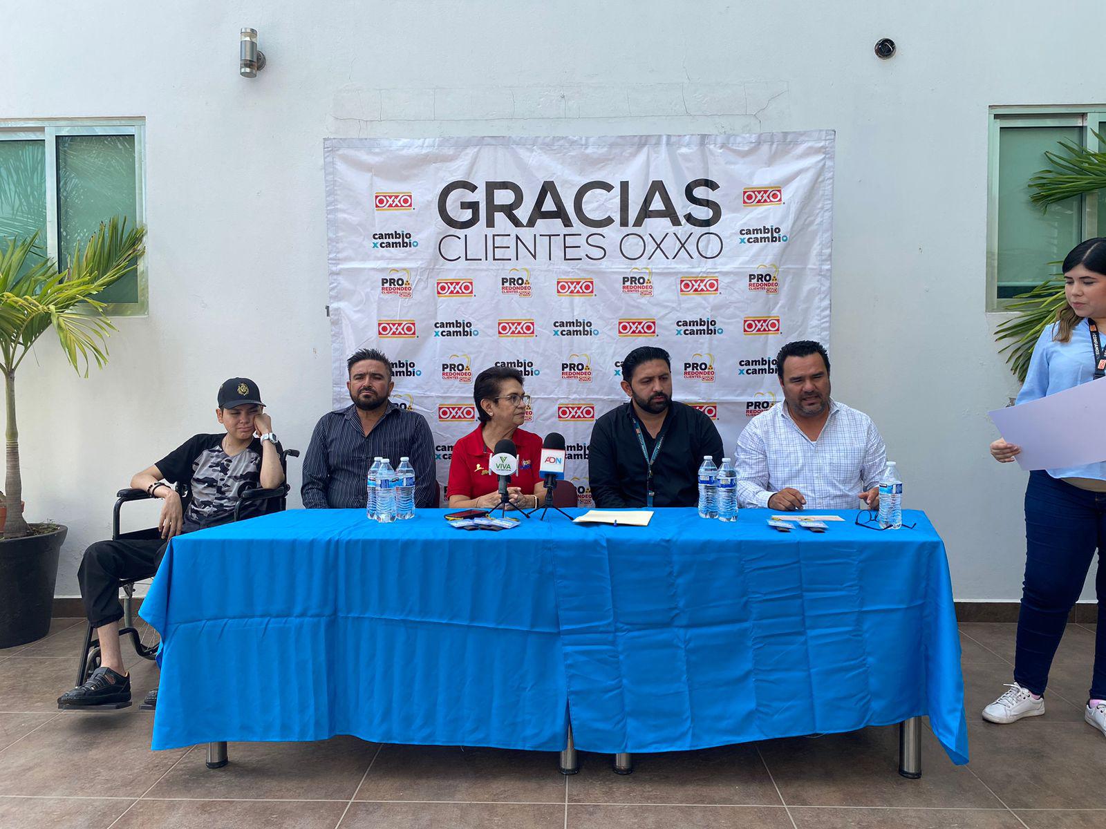 $!Recauda tiendas Oxxo 137 mil pesos para tratamientos de niños con cáncer