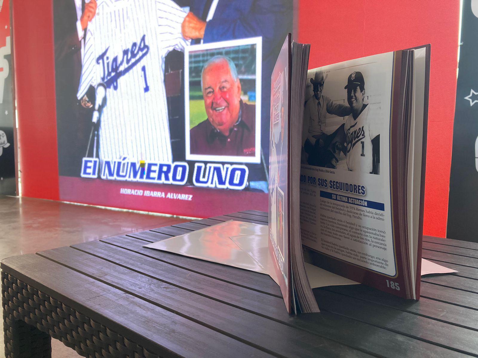$!Presentan libro El Número Uno de Fernando Remes