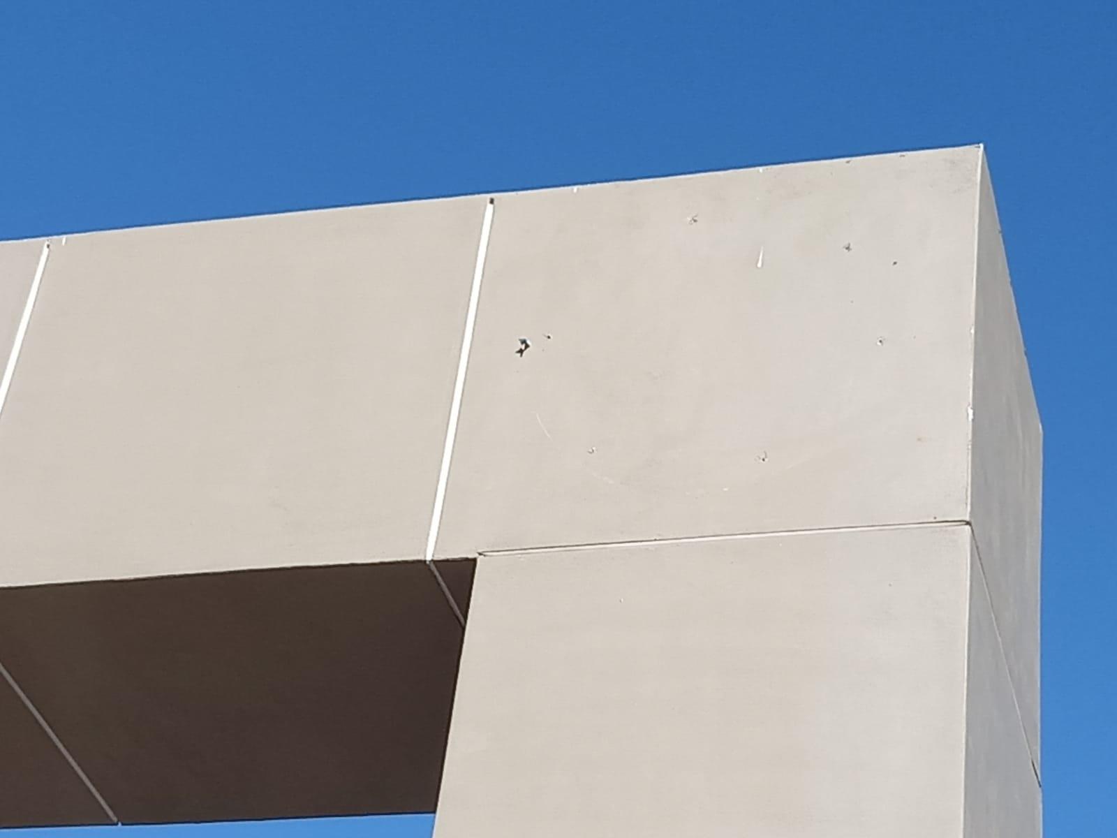 $!Retiran sellos Puro Sinaloa y placas de obras inauguradas por Quirino en el ISDE