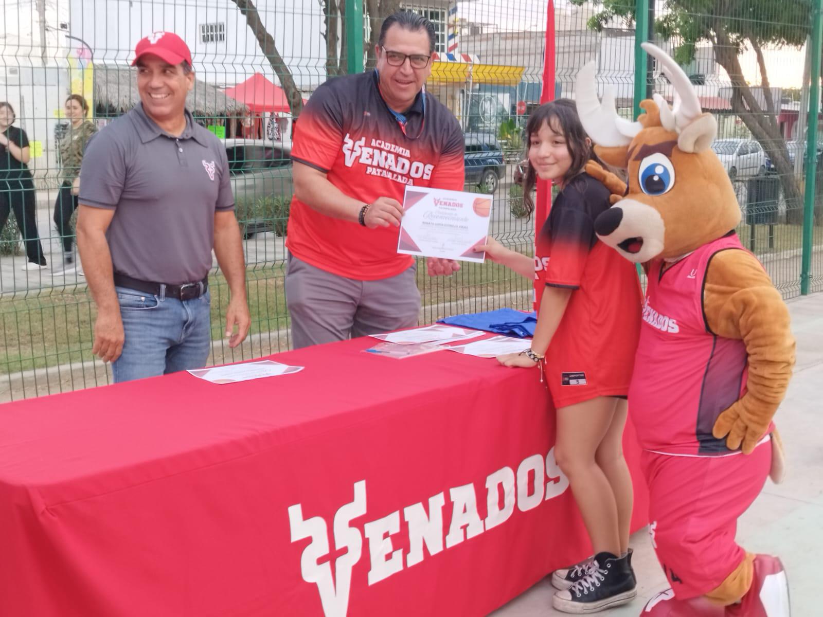 $!Culmina con éxito Campamento de Baloncesto de Venados de Mazatlán