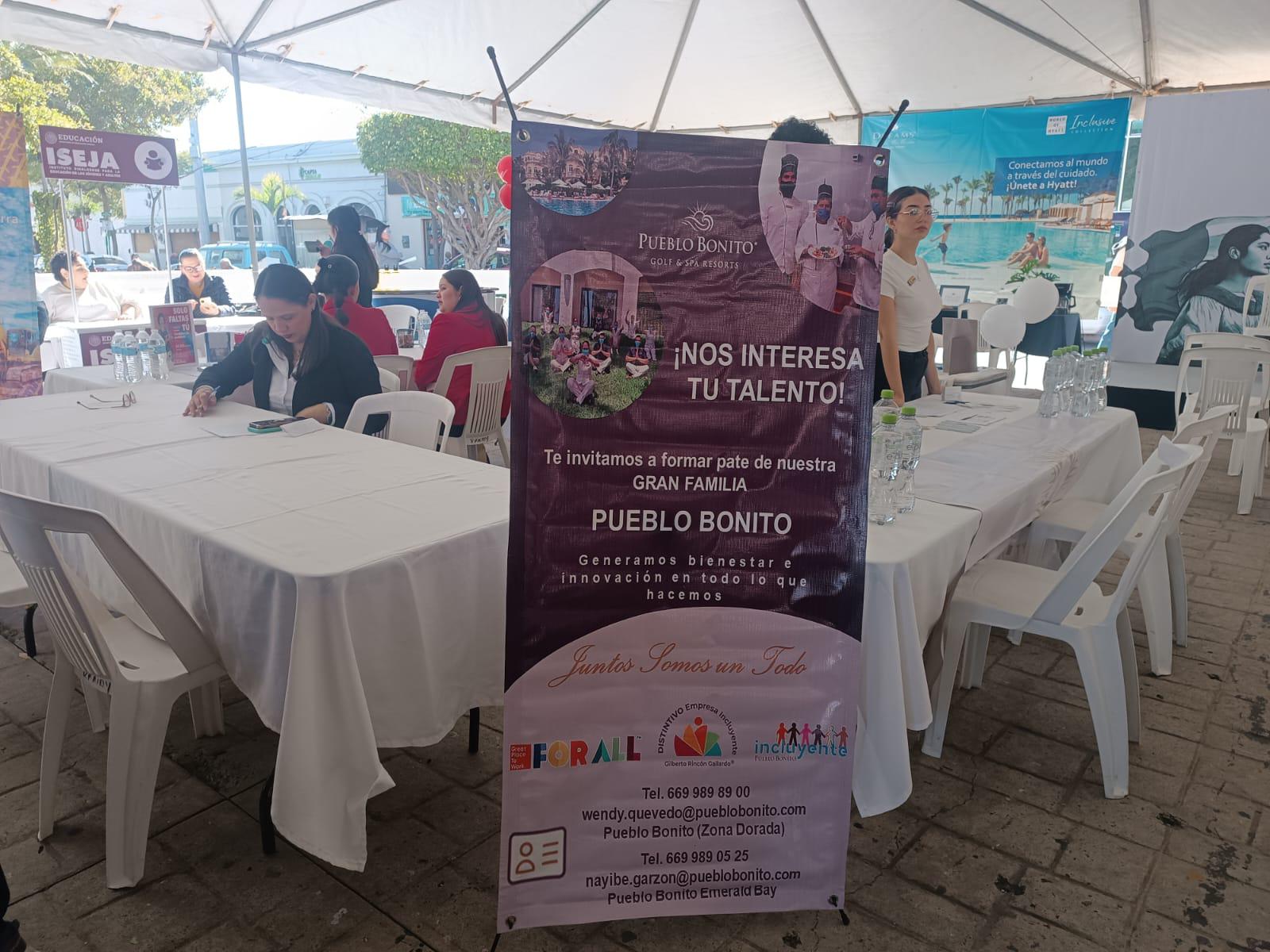 $!Celebran Feria del Empleo en Mazatlán con más de 500 vacantes disponibles