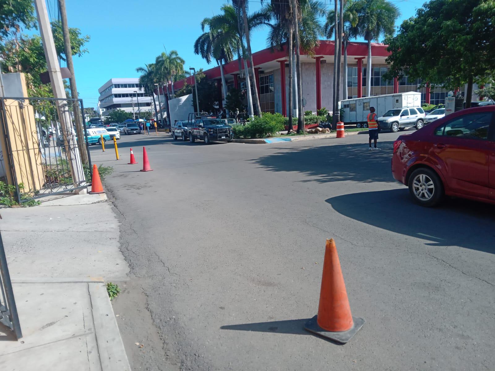$!Seguridad Pública de Mazatlán revisará ‘apartados’ de lavacarros en la vía pública