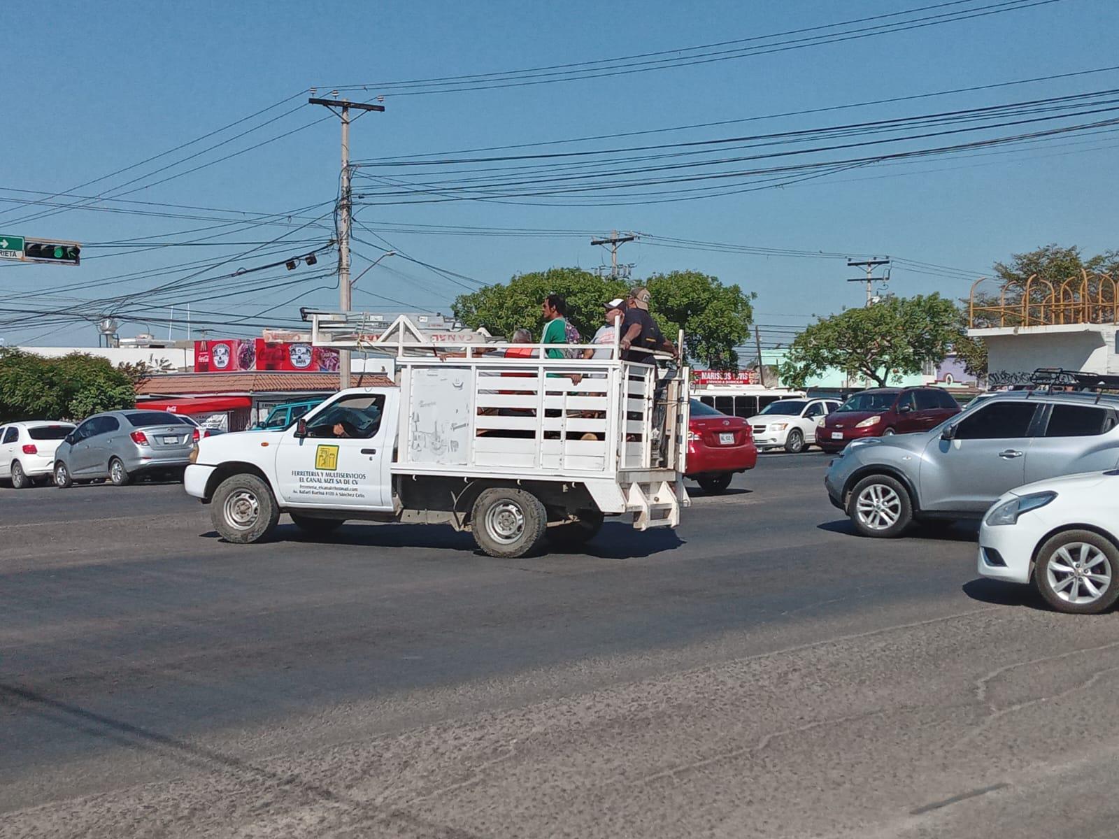 $!Colapsa el tráfico por inicio de construcción de puente entre Colosio y Múnich, en Mazatlán