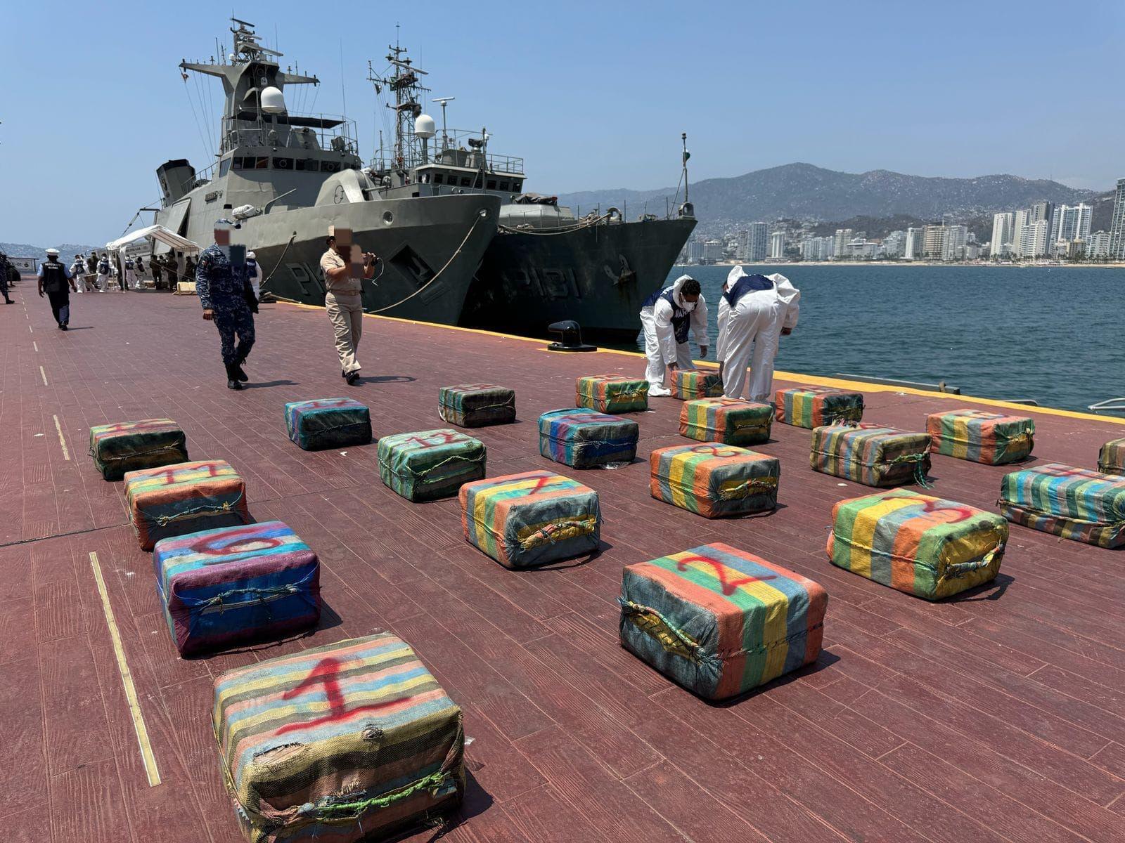 $!Aseguran en costas de Guerrero cerca de 1,800 kilos de cocaína