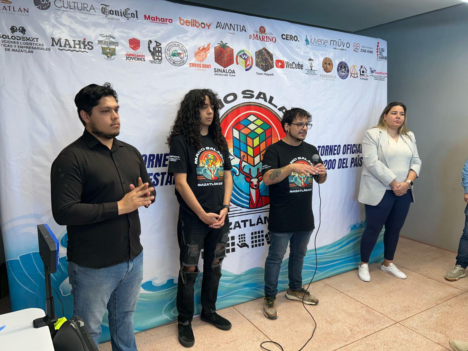 $!Exhiben su destreza en el primer torneo de cubo Rubik en Mazatlán