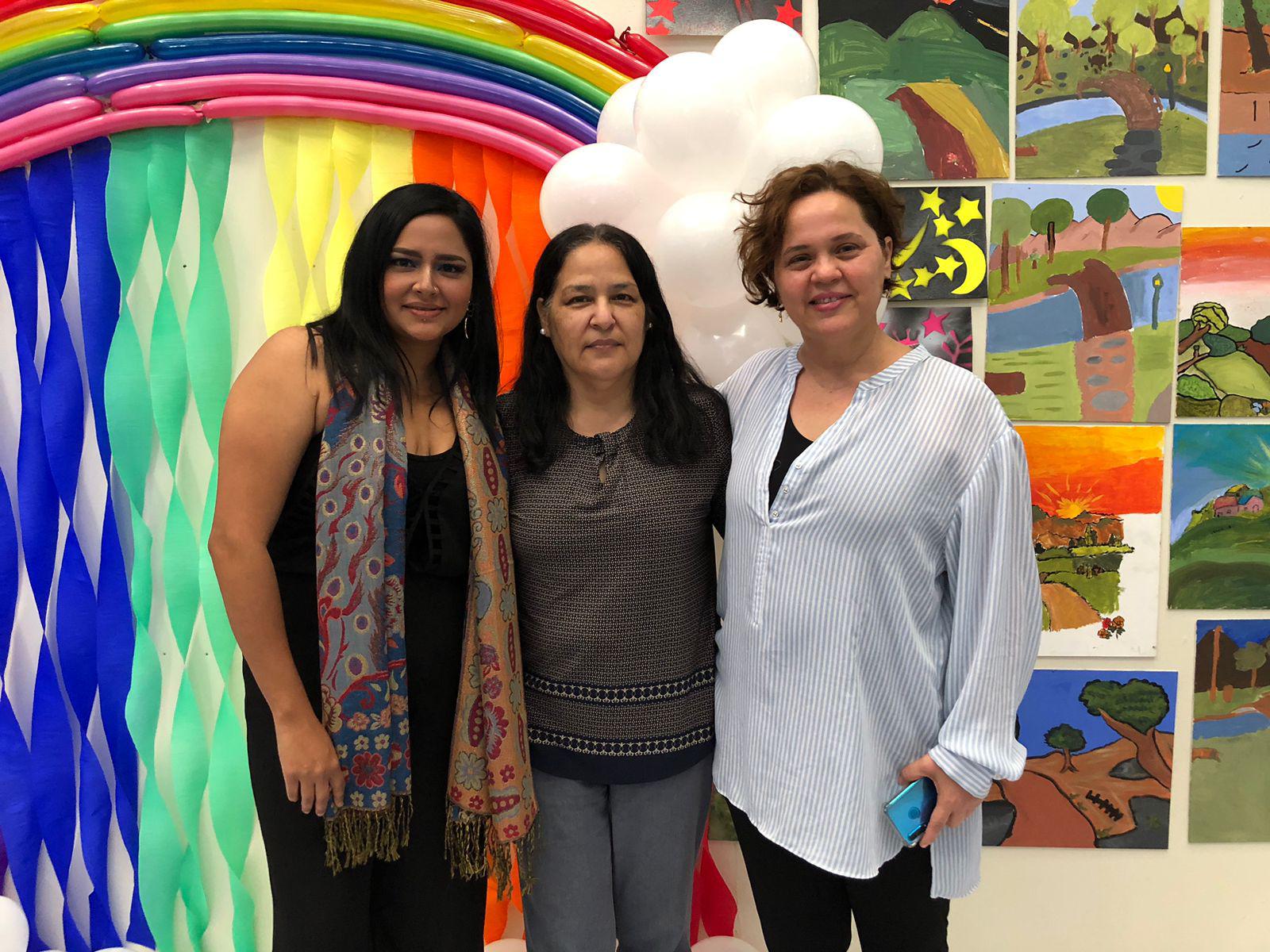 $!Las maestras Rosalí Sánchez y Georgina Martínez y al centro Inna Teresa Álvarez, jefa del Masin.