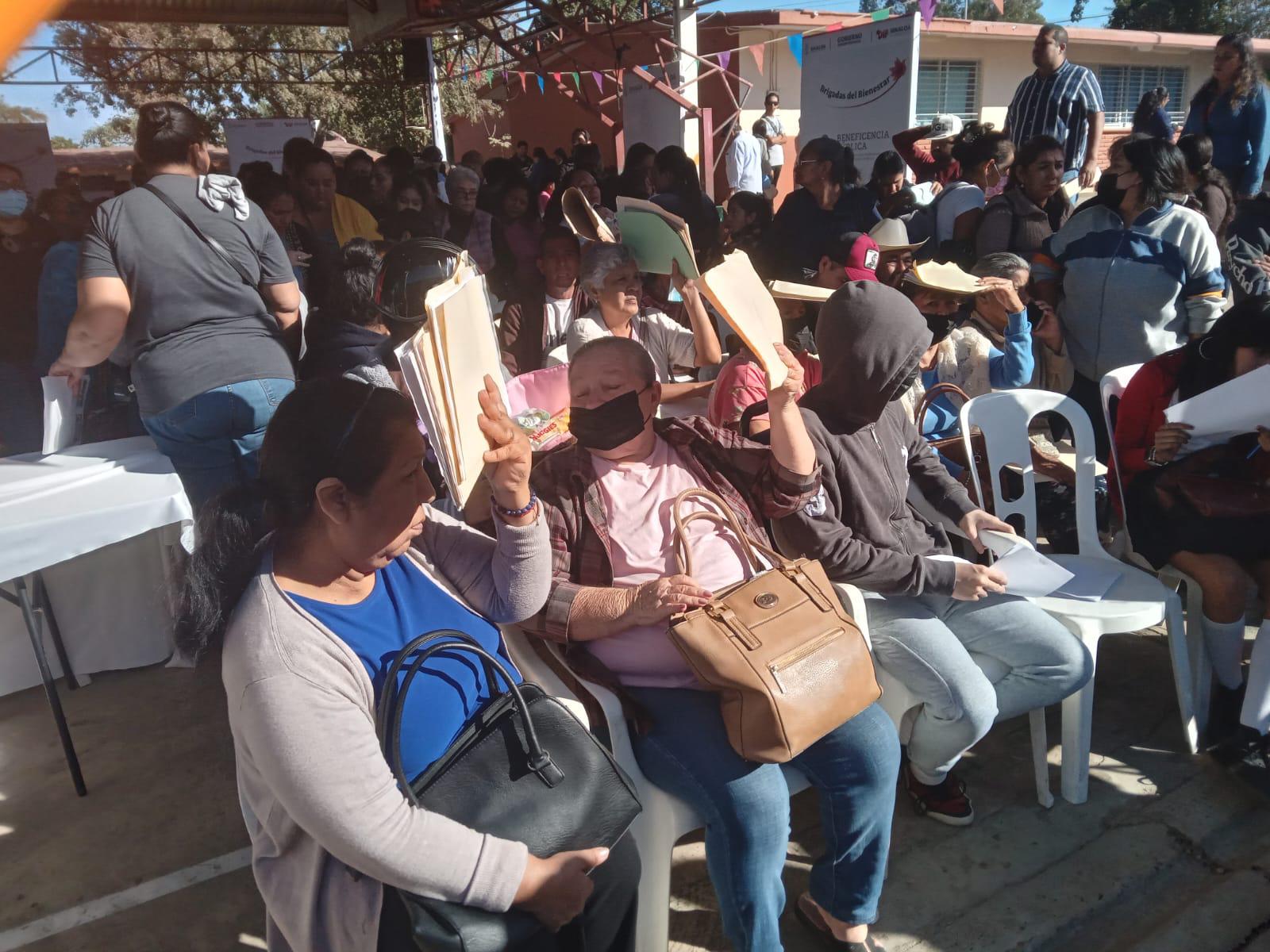 $!Asisten cientos a las Brigadas del Bienestar en Mazatlán