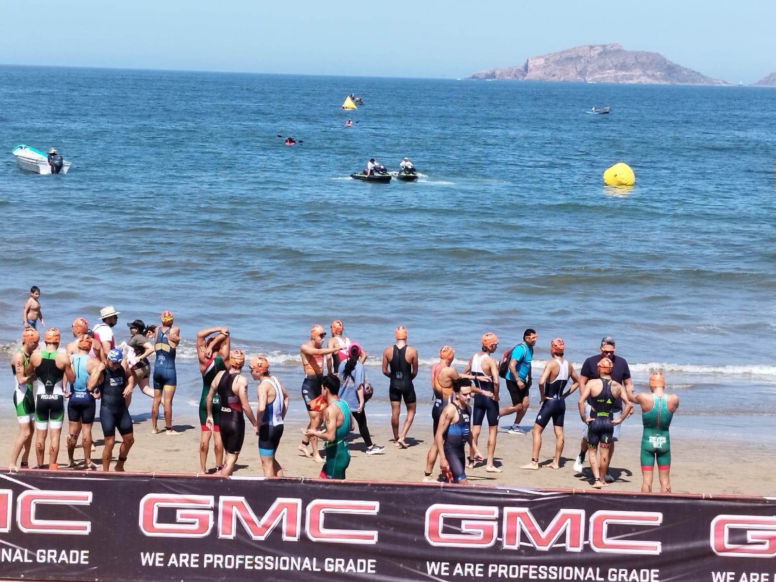 $!Atletas viven una fiesta deportiva en el Triatlón Internacional Astri 2024 Redpetroil