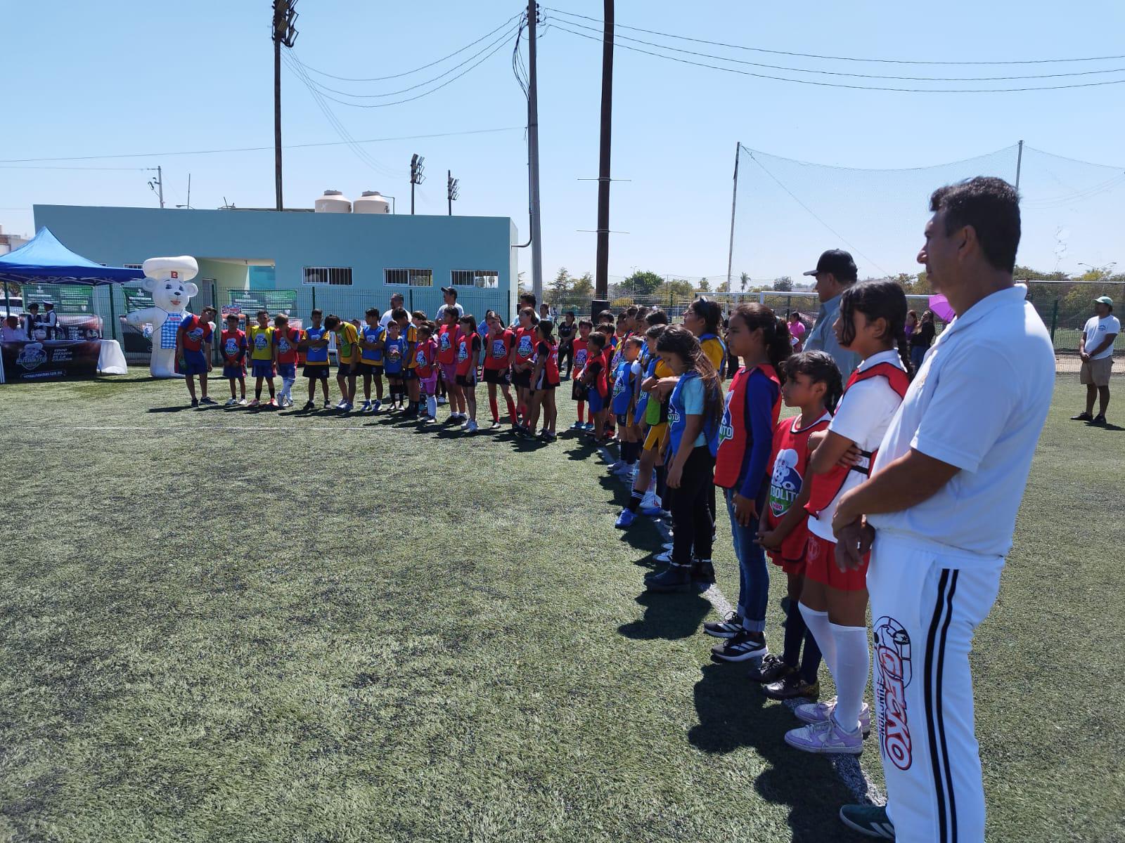 $!Rueda el balón en edición 61 de Futbolito Bimbo