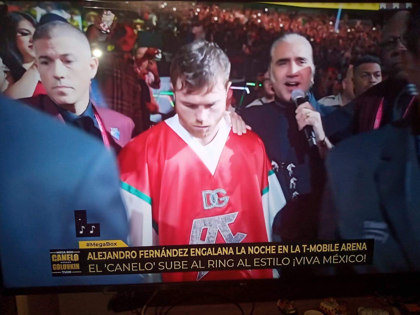 $!Carolina Ross y Alejandro Fernández acompañan al Canelo en su pelea en Las Vegas