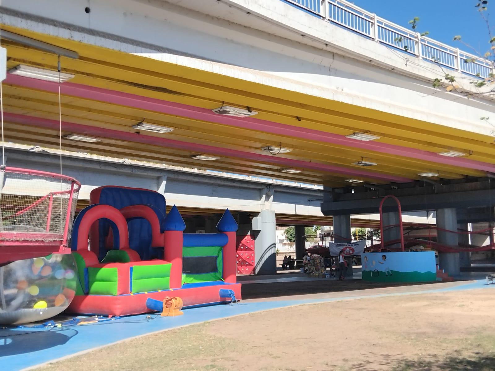 $!Reportan bajas ventas vendedores ambulantes del Parque Acuático de Culiacán