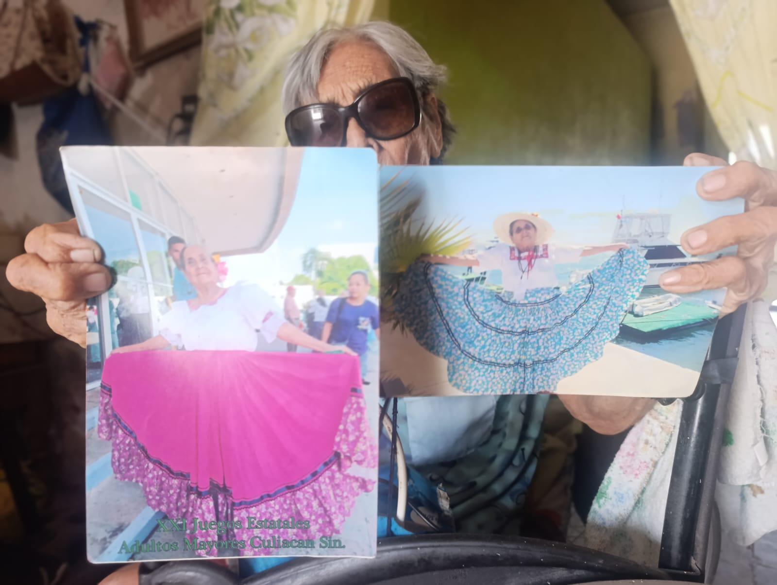 $!El baile le permitió a doña ‘Chicha’ viajar de un lado a otro; hoy, en Escuinapa, necesita de una silla para moverse