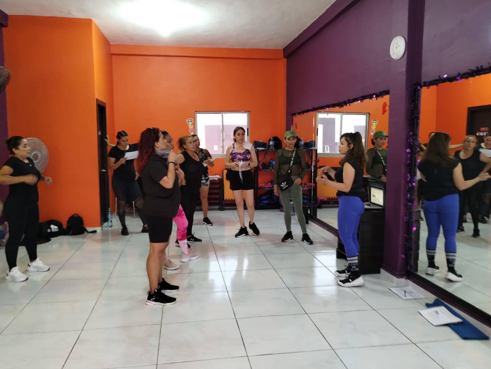 $!Imparte certificación Maribel Inacua