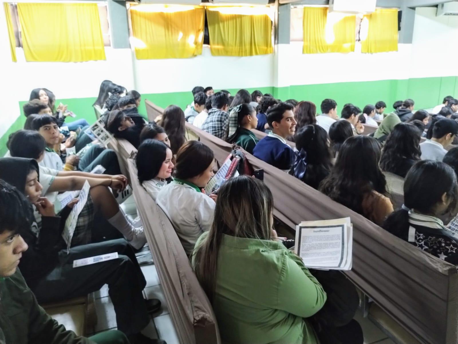 $!Llevan campaña ‘Cuídate, en casa te esperan’ a Cobaes 42, en Escuinapa