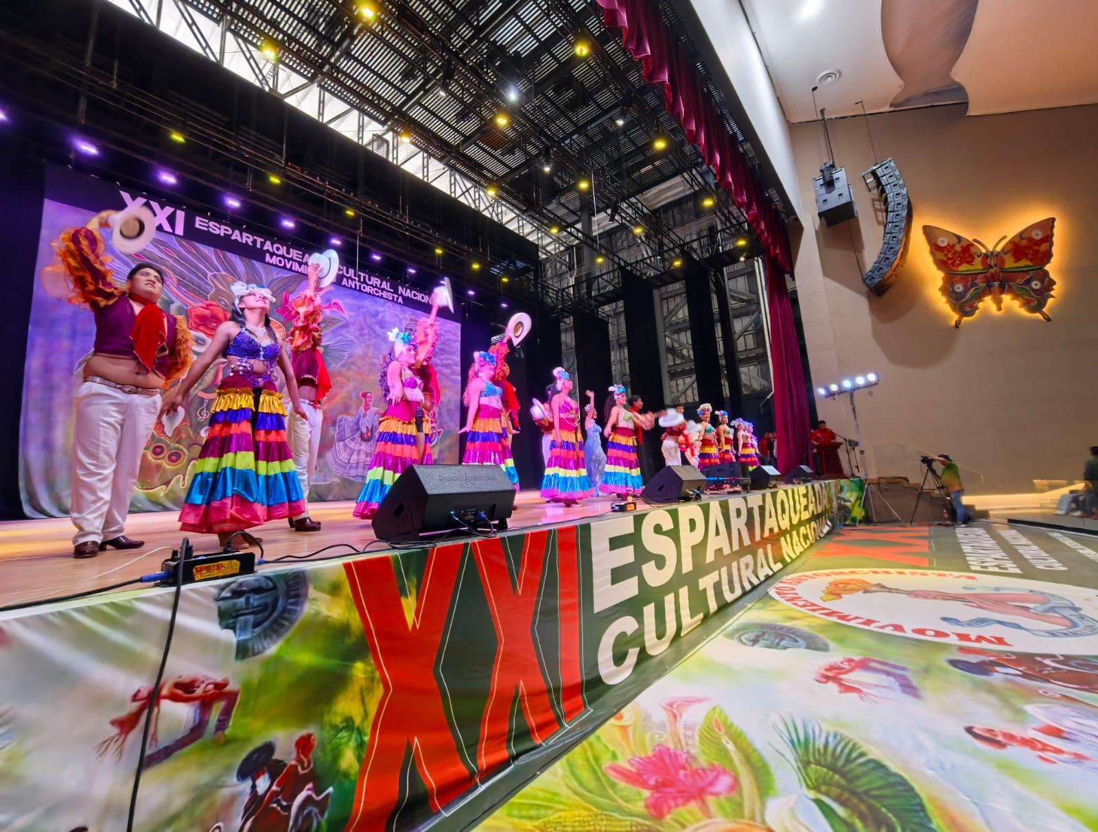 $!Jóvenes usan arte y deporte como escudo contra la delincuencia organizada en Sinaloa