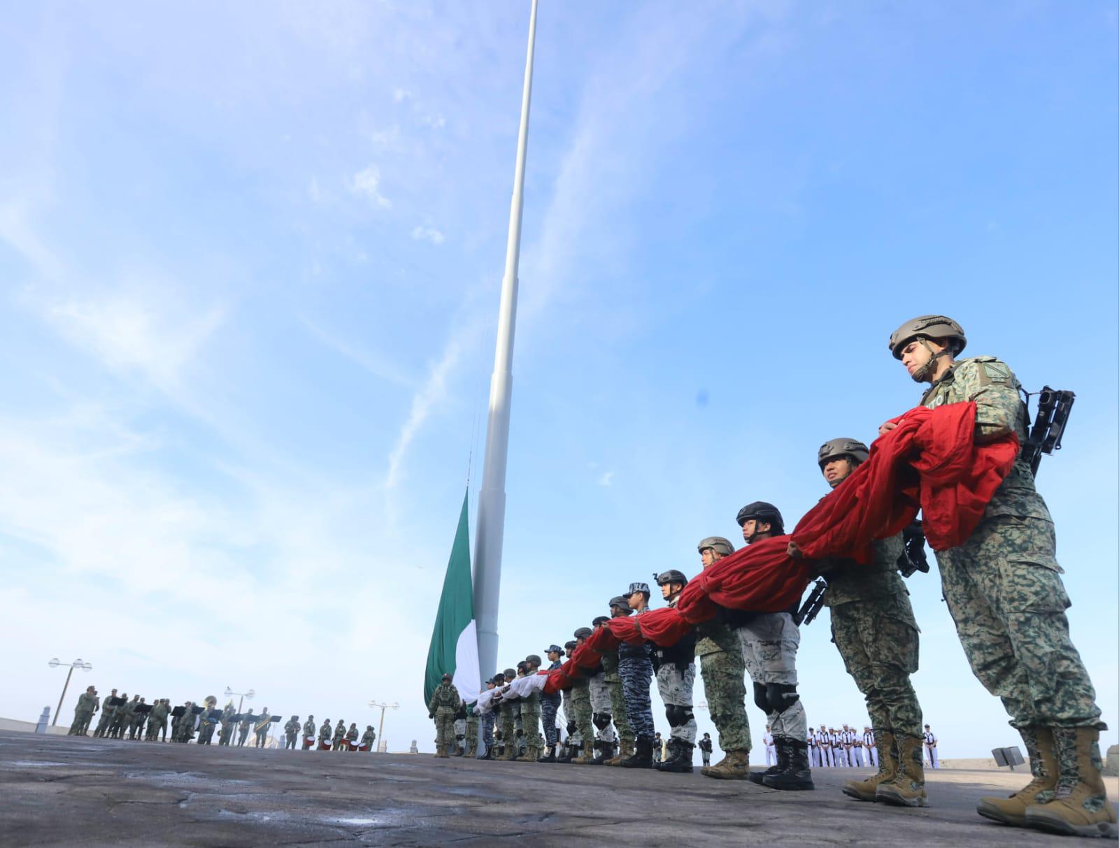 $!Conmemoran en Mazatlán el 219 aniversario del Natalicio de Benito Juárez García