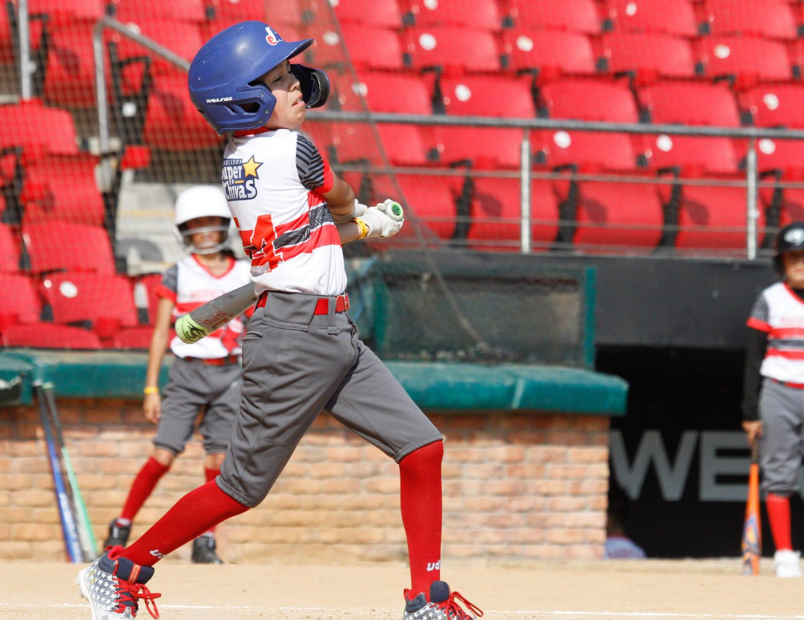 $!Panteras desgarran a Medias Rotas en el Mazatlán Baseball Tournament