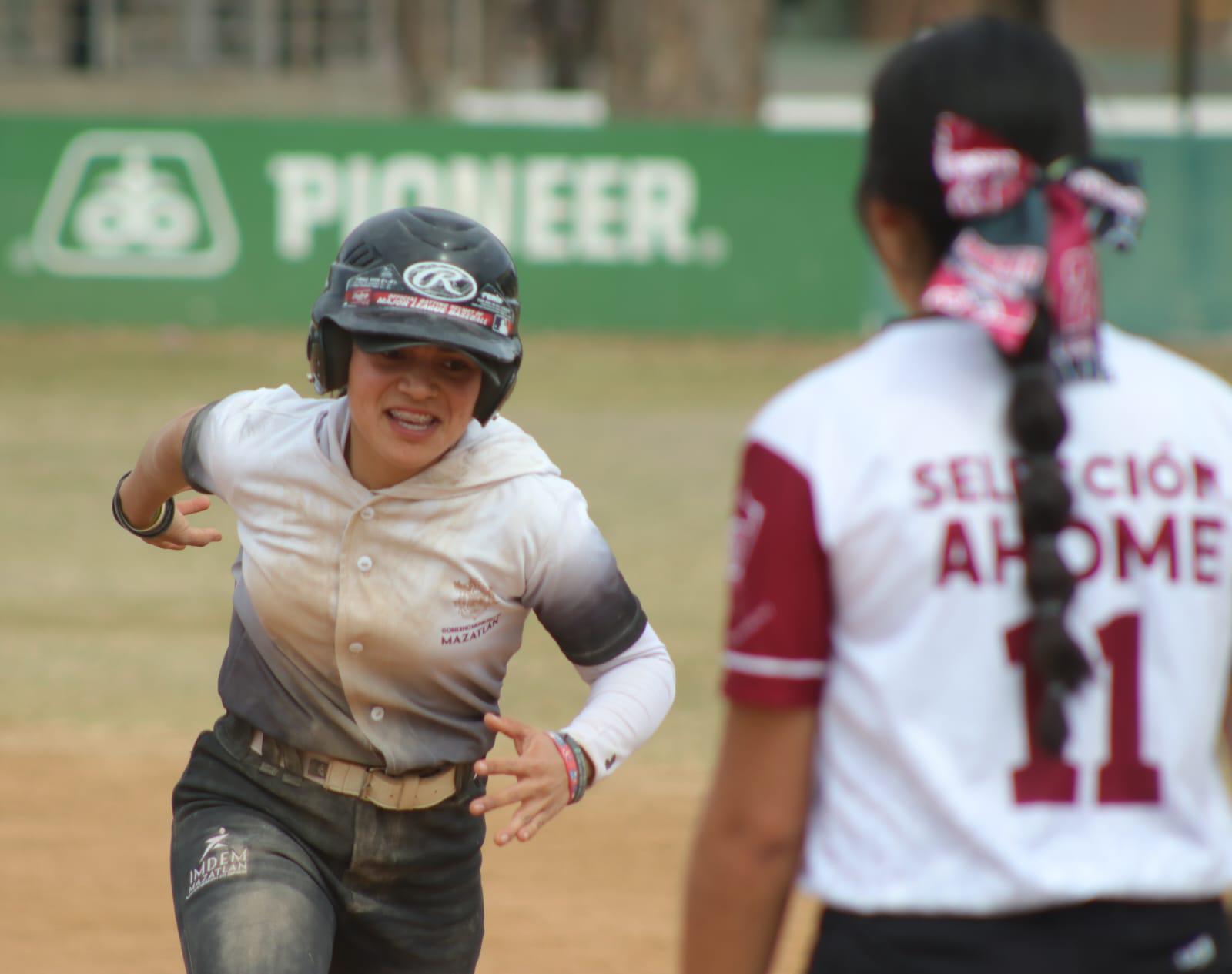$!Mazatlán conquista los oros en el softbol de la etapa estatal de Juegos Conade