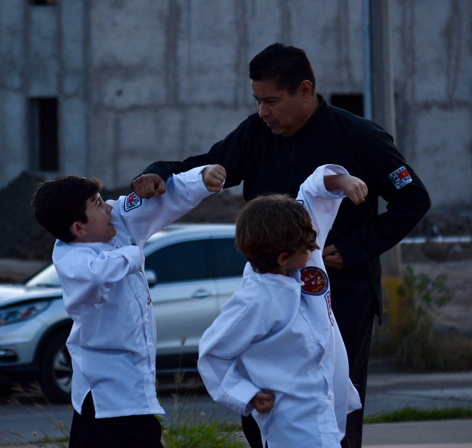 $!¡Ya son cinta blanca, en kung fu!