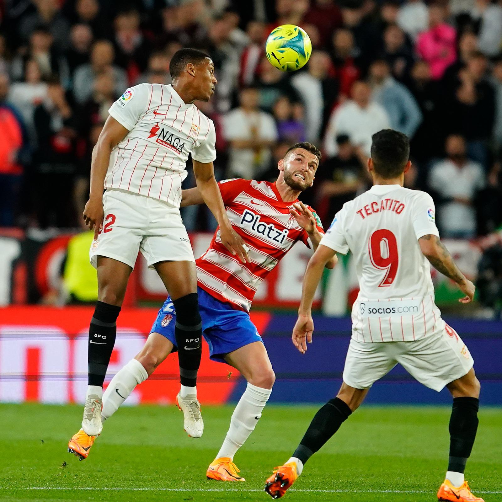 $!El Sevilla de Tecatito saca dramático triunfo ante el Granada