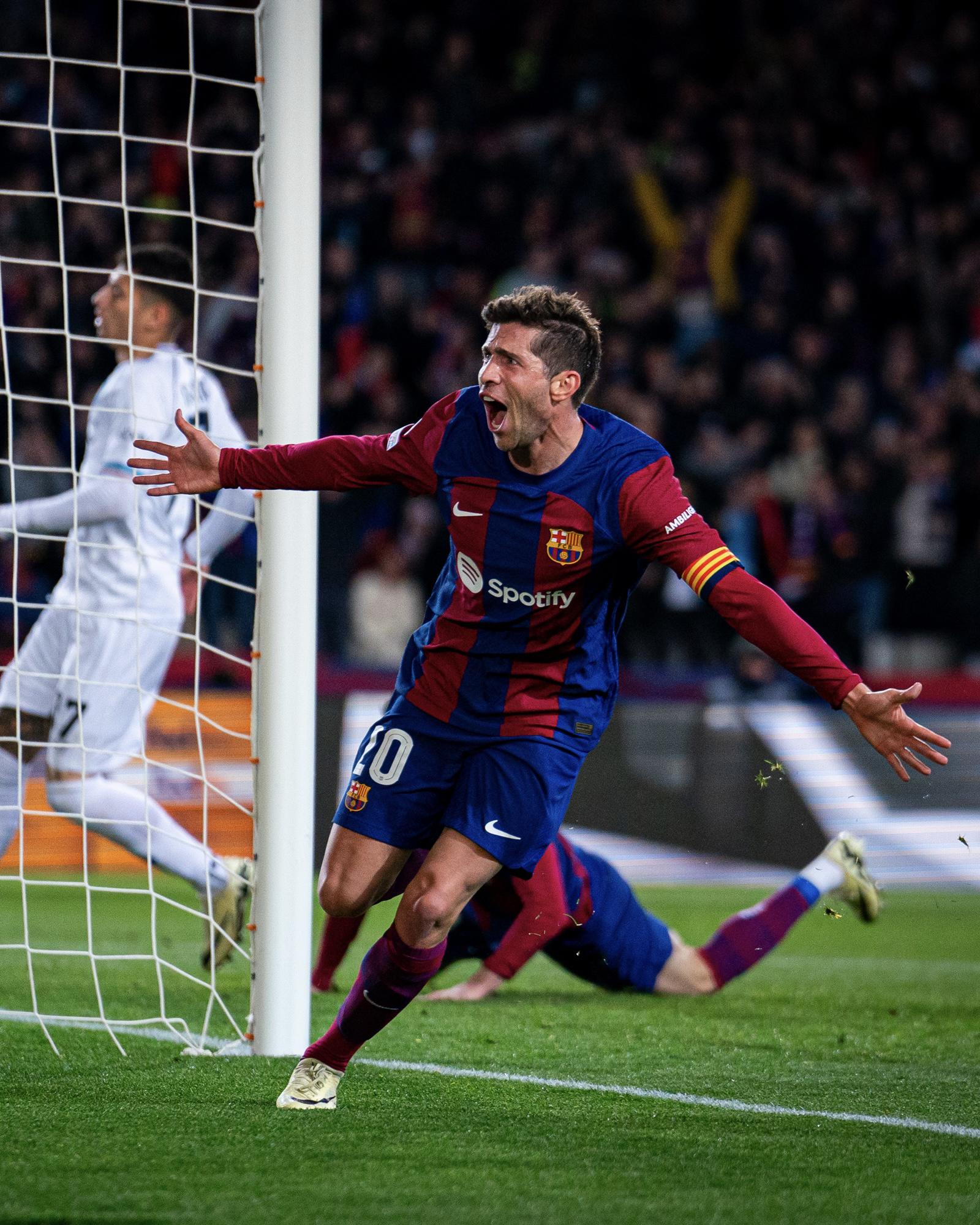 $!Con contundencia, Barcelona gana y se mete a cuartos de final