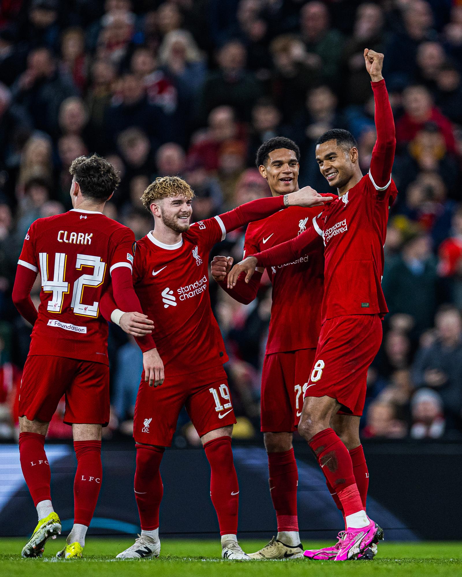 $!Liverpool, Leverkusen y Milán, clasificados a cuartos de final