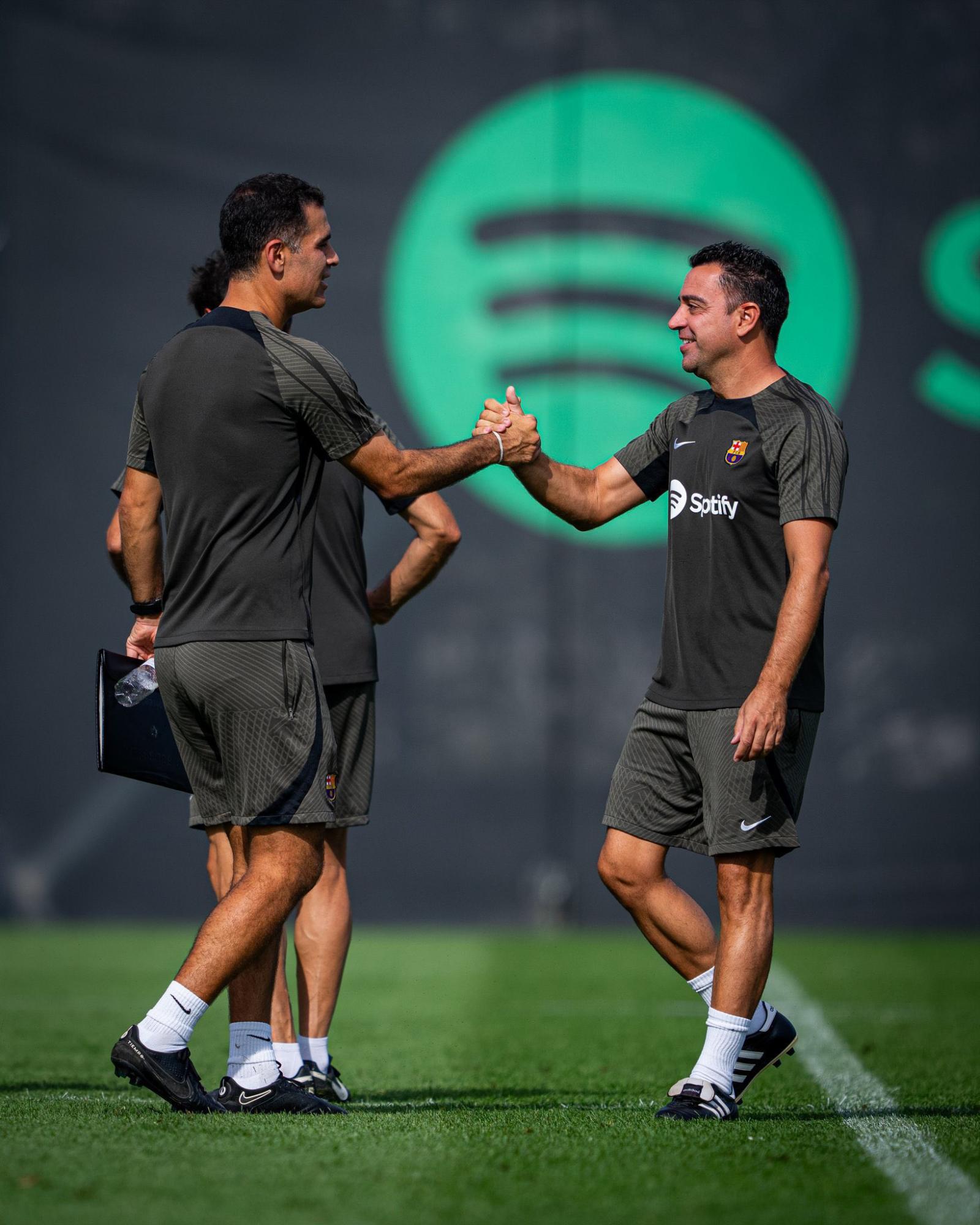 $!El mexicano Rafa Márquez, en las quinielas para sustituir a Xavi Hernández en el Barcelona