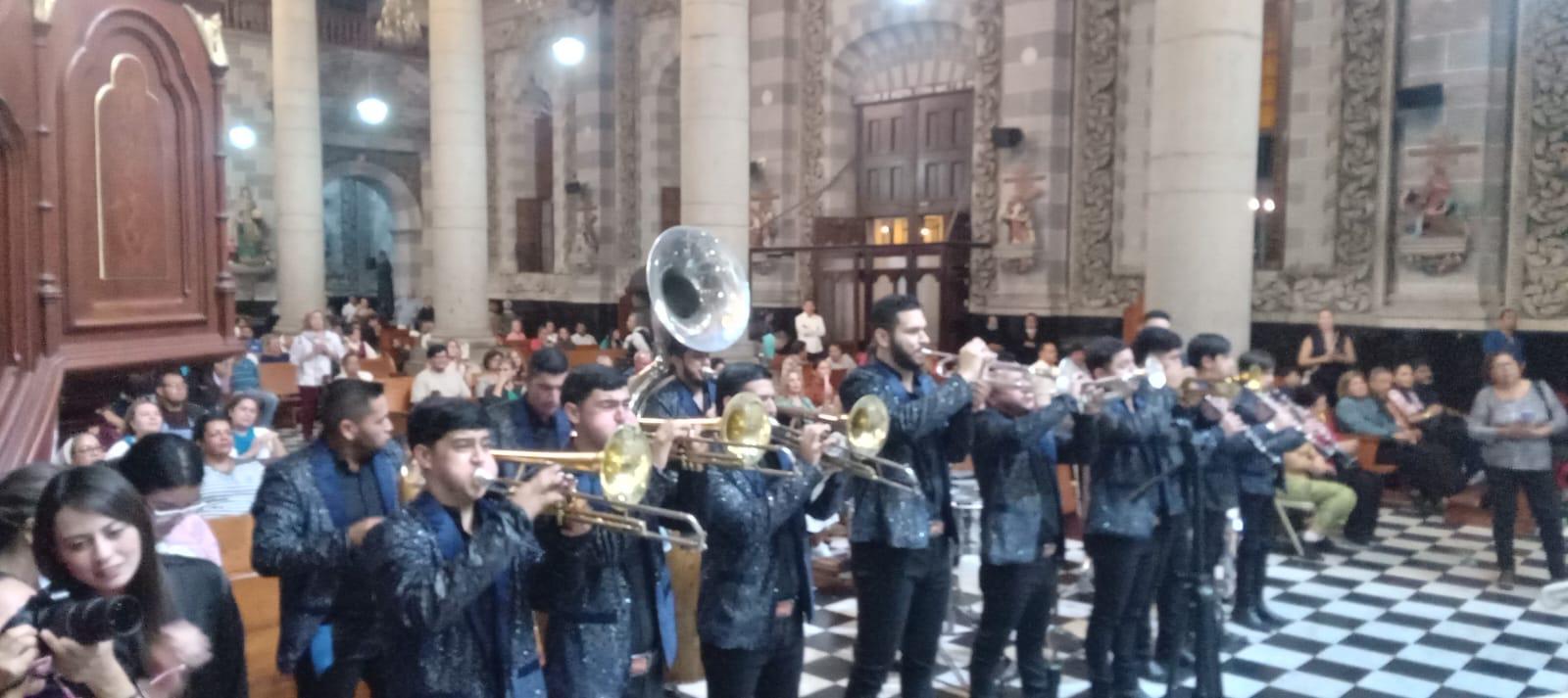 $!Pide Obispo a la Virgen de la Inmaculada Concepción que no haya huracanes ni Covid ni violencia