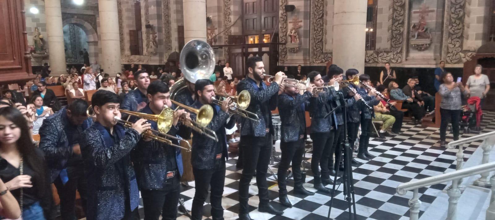 $!Pide Obispo a la Virgen de la Inmaculada Concepción que no haya huracanes ni Covid ni violencia